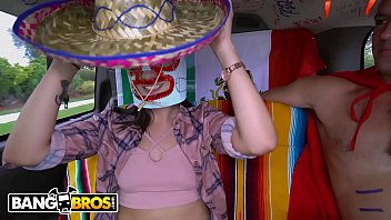[ 1080p, exotic video, 11:05 ] join natalie brooks and sean lawless for some cinco de mayo fun